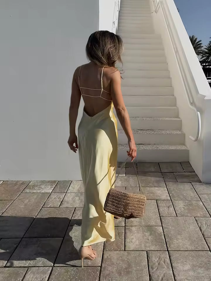 VESTIDO LAILA™ | Elegante cuello tipo halter con un ligero drapeado
