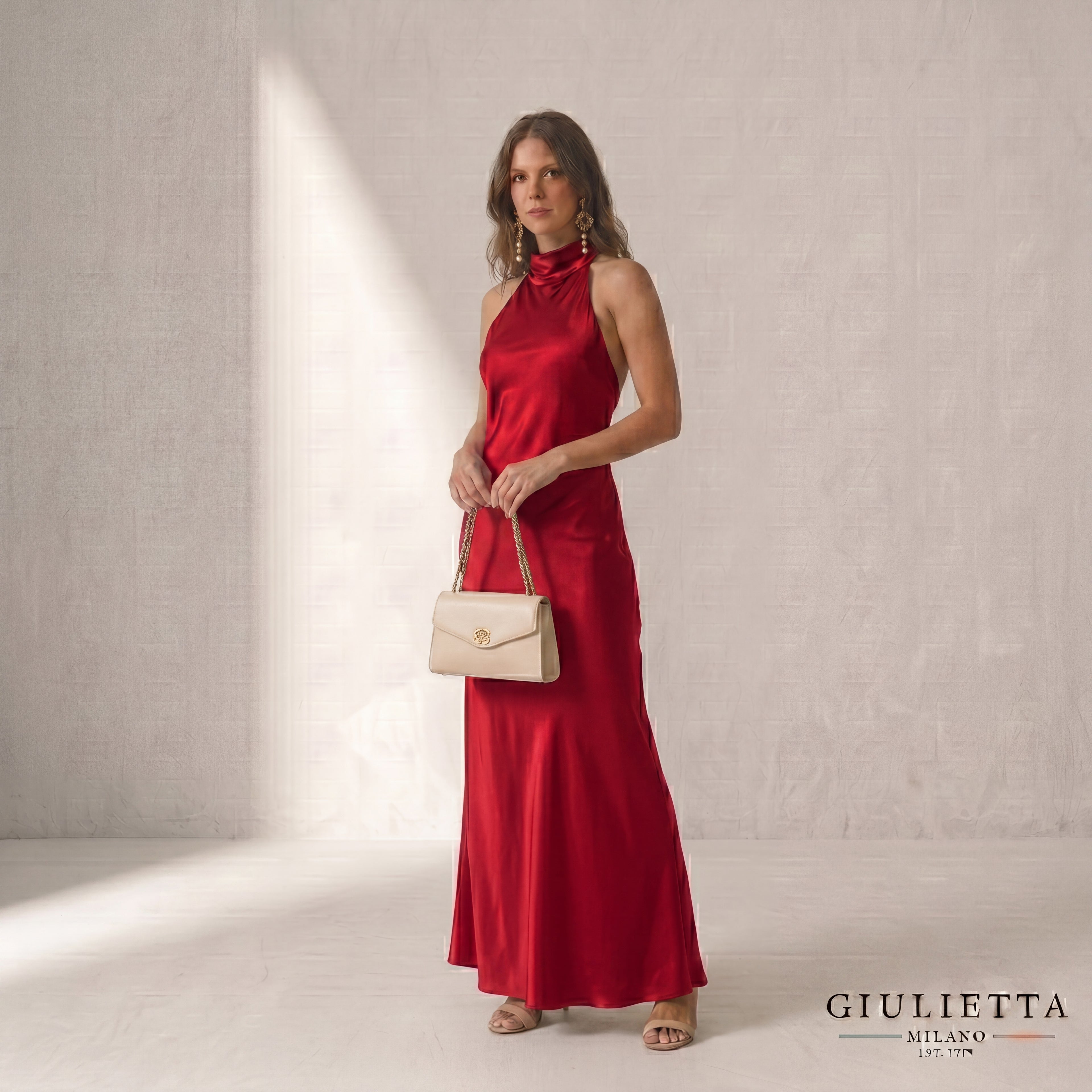 VESTIDO SHANE™ |  Tela ligera con efecto seda que refleja la luz